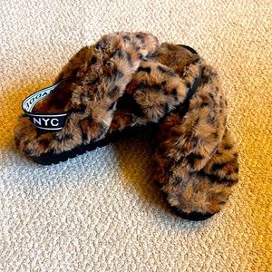 Faux sandal .. NY maden